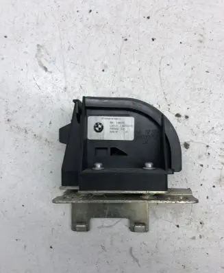 BMW 5 F10 F11 Parcel shelf load cover mount bracket 9168473 918009852 9923004396