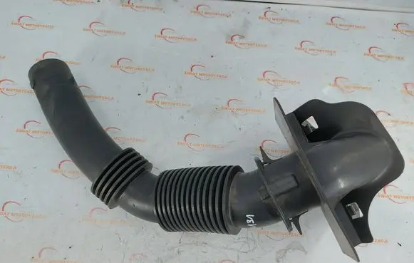 Citroen DS4 Air intake duct part 9685952880