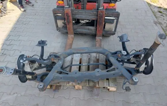 Volkswagen Tiguan Stub axle 