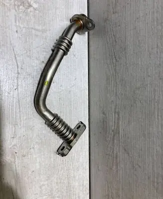 Audi A4 S4 B9 Turbo turbocharger oiling pipe/hose 04l145736e