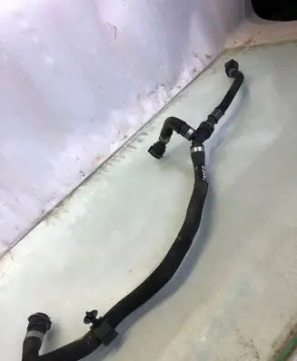 BMW X2 U10 Engine coolant pipe/hose 792578402