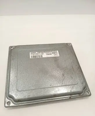 Ford Focus C-MAX Engine control unit/module 7M5112A650KA S118944005A