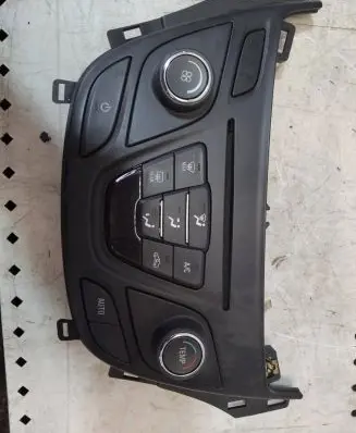 Opel Insignia A Climate control unit 7370200000000X 90924568