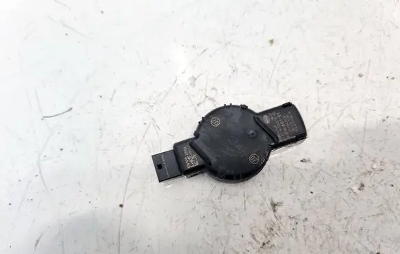 BMW 3 F30 F35 F31 Rain sensor 681460101 6814601-01