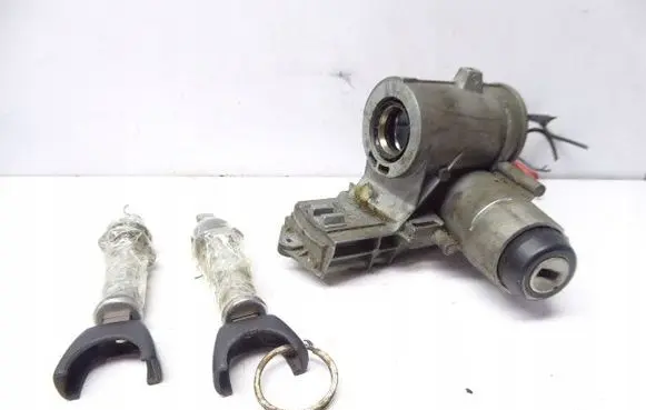 Volkswagen Sharan Ignition lock P012106