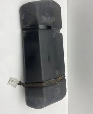 Ford Mustang IV Fuel tank bottom protection YR339B007AA