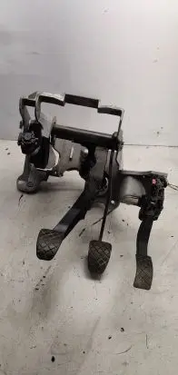 Audi A4 S4 B8 8K Pedal assembly 8k2721117 8k1721523 8k2721140a