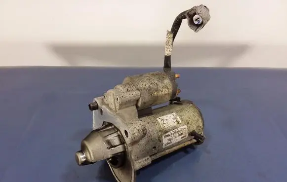 Mazda 5 Starter motor Y60118400C