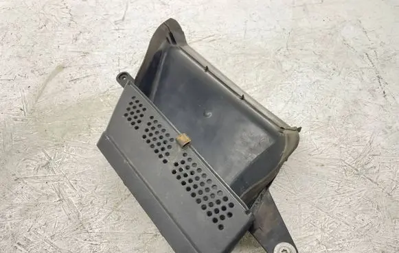 Audi A5 8T 8F Air intake duct part 8K0129618 8K0129618A
