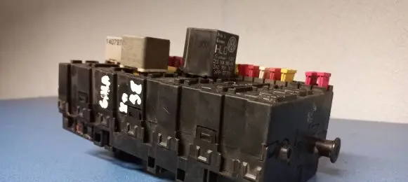 Ford Galaxy Fuse box set 7M0937025D