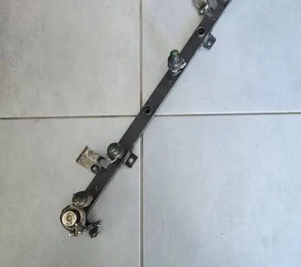 BMW 5 E39 Fuel main line pipe 0280150414