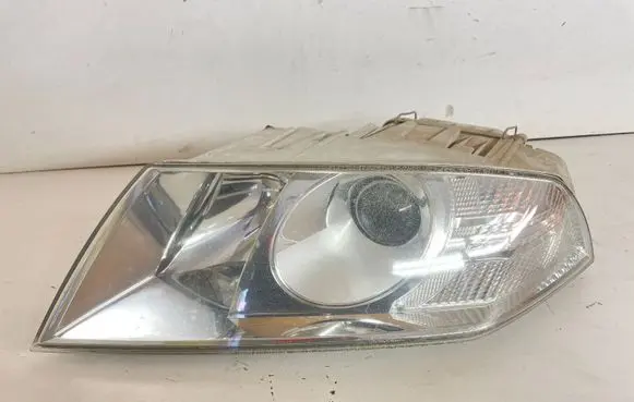 Skoda Octavia Mk2 (1Z) Headlight/headlamp
