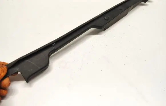 Audi A4 S4 B9 Fender end trim 8W0820581