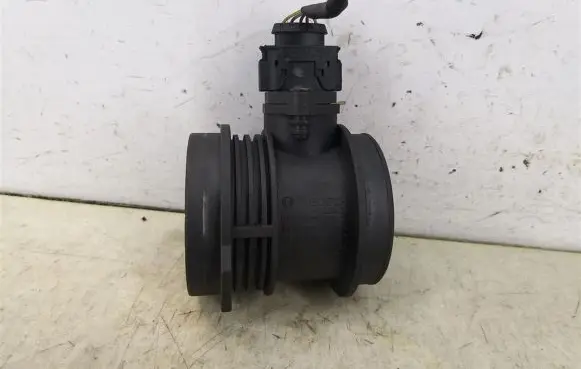 Mercedes-Benz E W210 Mass air flow meter 1120940048