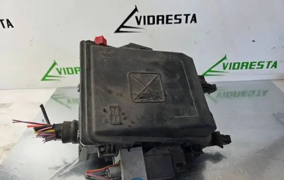 Opel Combo E Fuse box set 9678633380 7453