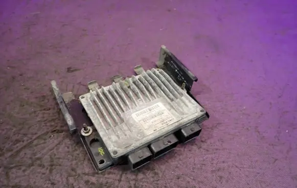 Citroen C3 Engine control unit/module ECU 9654305580