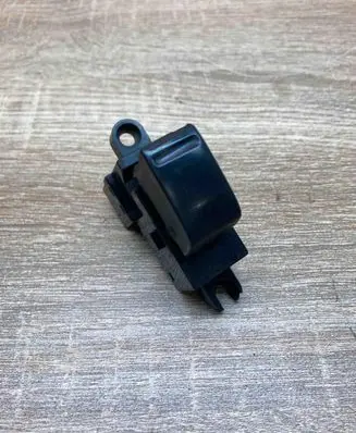 Nissan Primera Electric window control switch 25411AV600