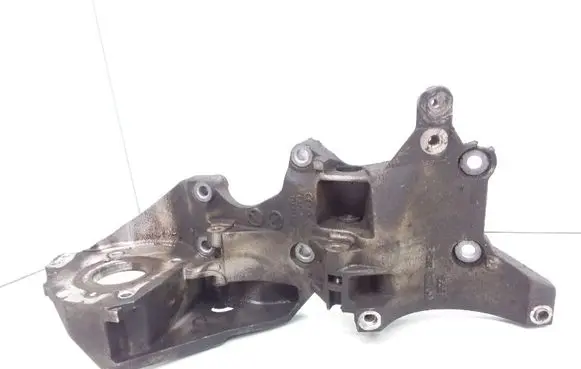 Skoda Rapid (NH) Generator/alternator bracket 03L903143Q
