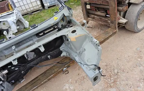 Volvo XC40 Front quarter panel
