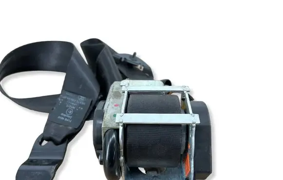 Land Rover Evoque I Front seatbelt 620198200