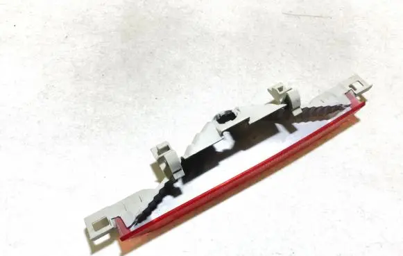 Toyota Avensis Verso Third/center stoplight e4302000