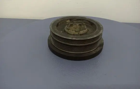 BMW 3 E36 Crankshaft pulley AY9A
