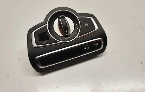 Mercedes-Benz GLC X253 C253 Light switch A2059058309