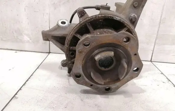 Porsche 911 996 Rear wheel hub 99633161106