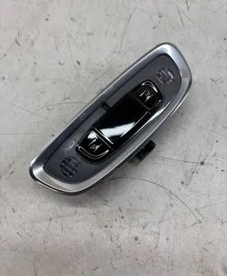 Volvo XC90 Rear seat light 31694120