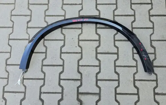 BMW X5 G05 Front arch trim 