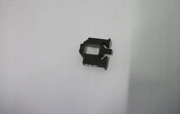 BMW 5 E60 E61 Radiator mount bracket 8630445