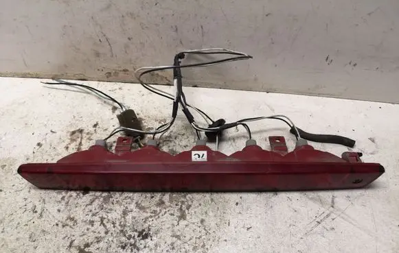 Chevrolet Captiva Third/center stoplight 96626968