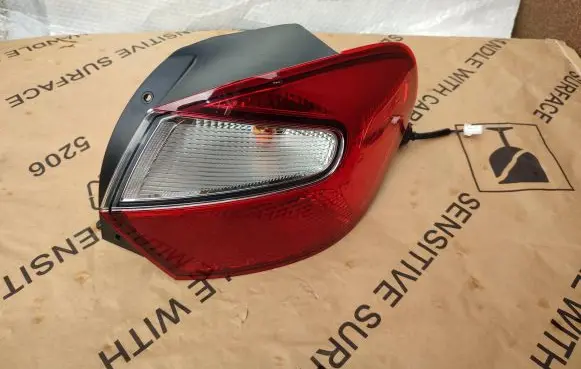 Hyundai i10 Rear/tail lights 92402K7000