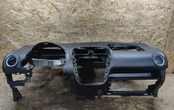 Mitsubishi Space Star Dashboard 8000A439ZZ