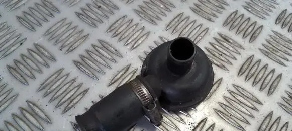 Audi A4 S4 B5 8D Valve vacuum 034129101b