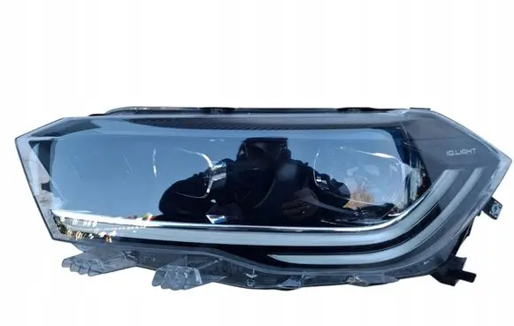 Volkswagen Polo VI Headlight/headlamp 2G1941035R