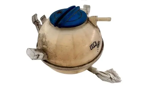Volkswagen PASSAT CC Coolant expansion tank/reservoir 1K0121407A