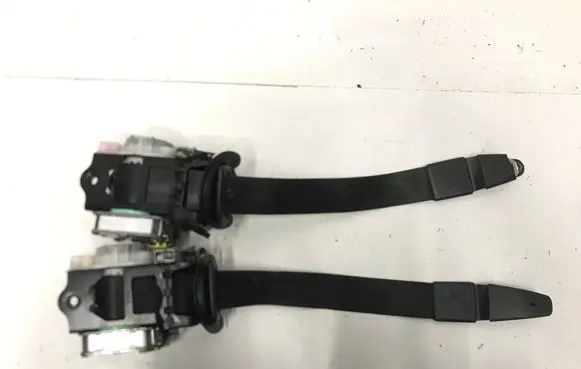 Front seatbelt