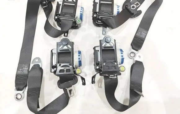 Toyota C-HR II Front seatbelt 73220F4012 020925 7129800