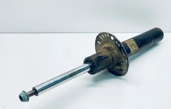 Volkswagen PASSAT B6 Front shock absorber/damper 3C0413031AA
