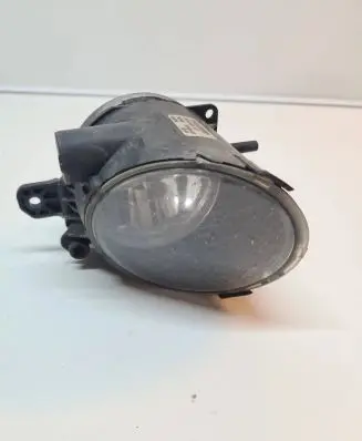 Volvo V70 Front fog light 31213102 18API08