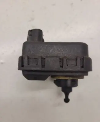 Opel Zafira A Headlight level adjustment motor 