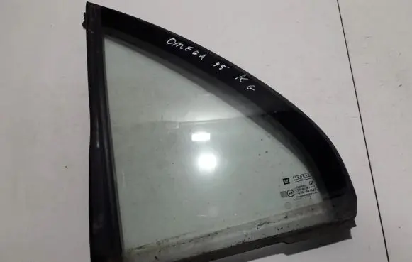 Opel Omega B1 Rear vent window glass 