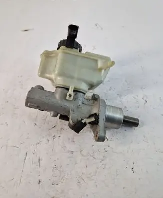 Volkswagen Caddy Master brake cylinder 1k1611301d