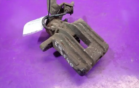 Skoda Octavia Mk2 (1Z) Rear brake caliper