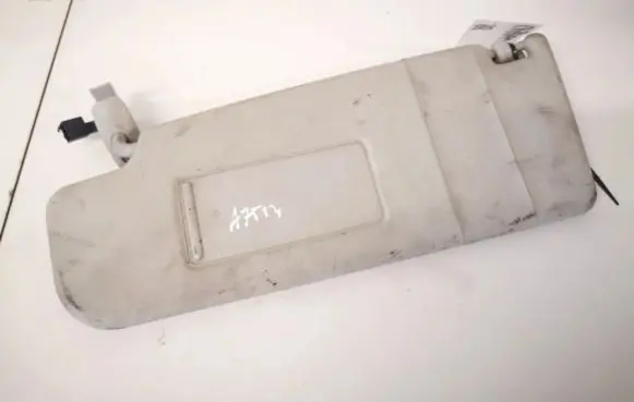 Sun visor
