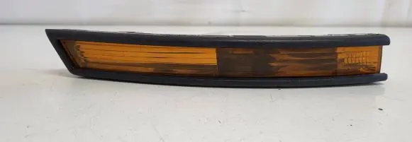 Volkswagen PASSAT B6 Front indicator light 3C0953042F