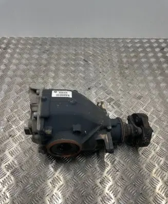 BMW 2 F22 F23 Rear differential 7603759