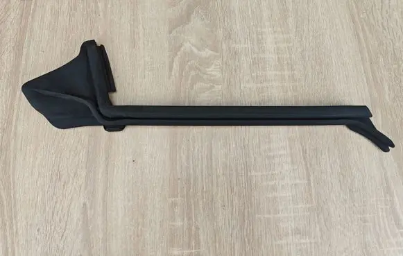 BMW 4 G22 G23 G24 G26 (B) pillar trim (top) 7482956