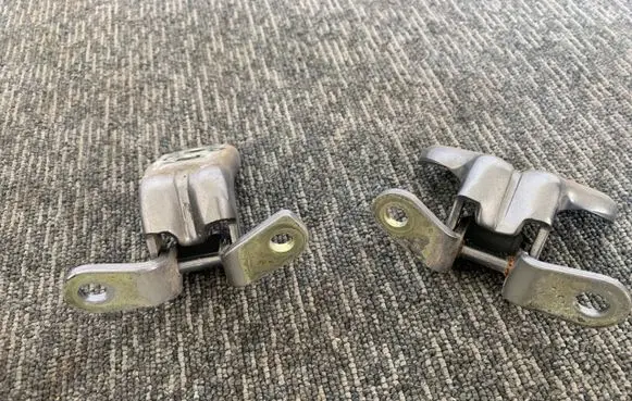 Opel Crossland X Front door hinge set 